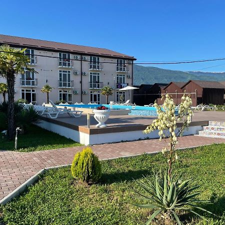 Hotel Askar Alakhadzi Exteriér fotografie