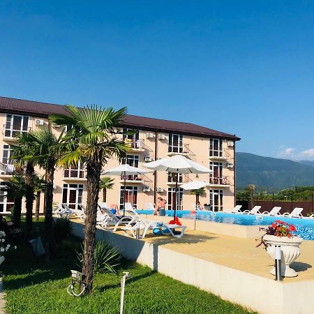 Hotel Askar Alakhadzi Exteriér fotografie