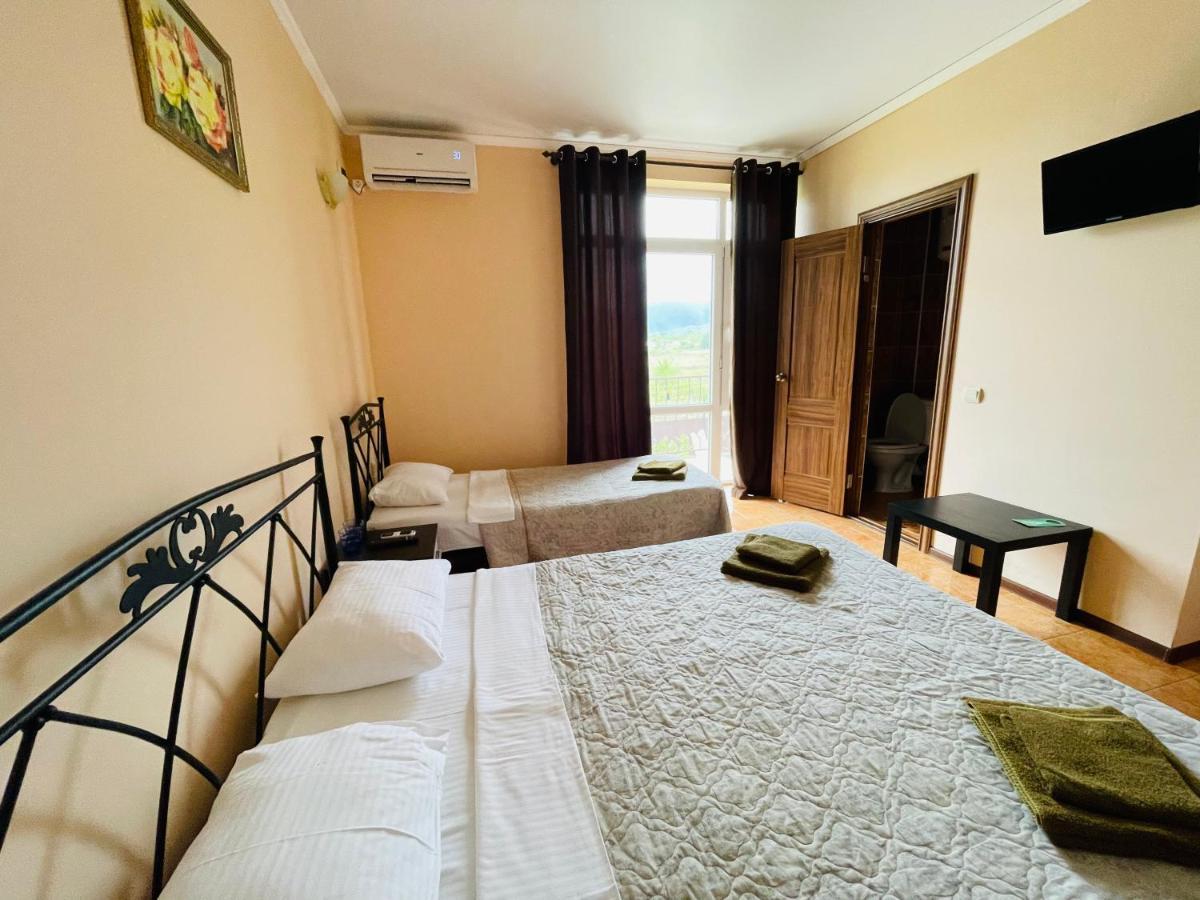 Hotel Askar Alakhadzi Exteriér fotografie