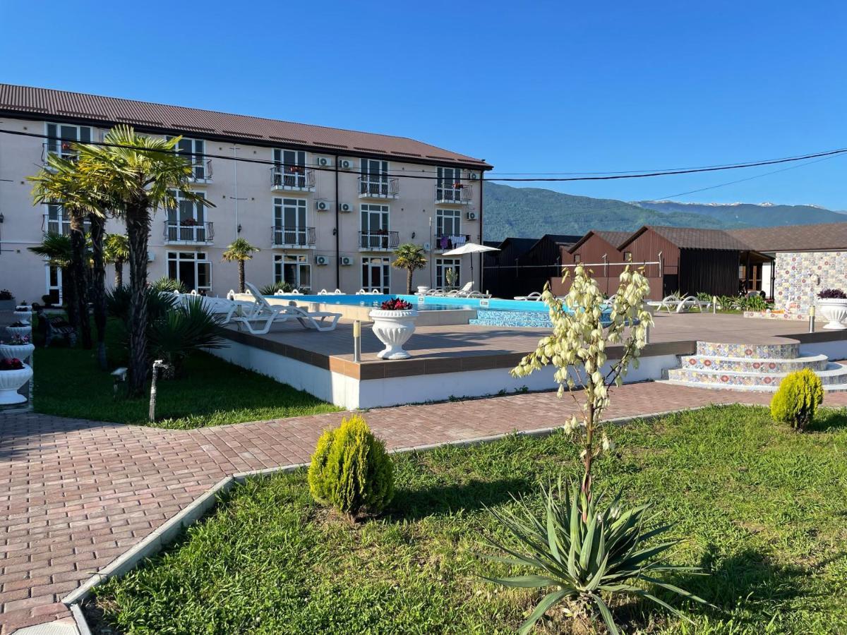 Hotel Askar Alakhadzi Exteriér fotografie
