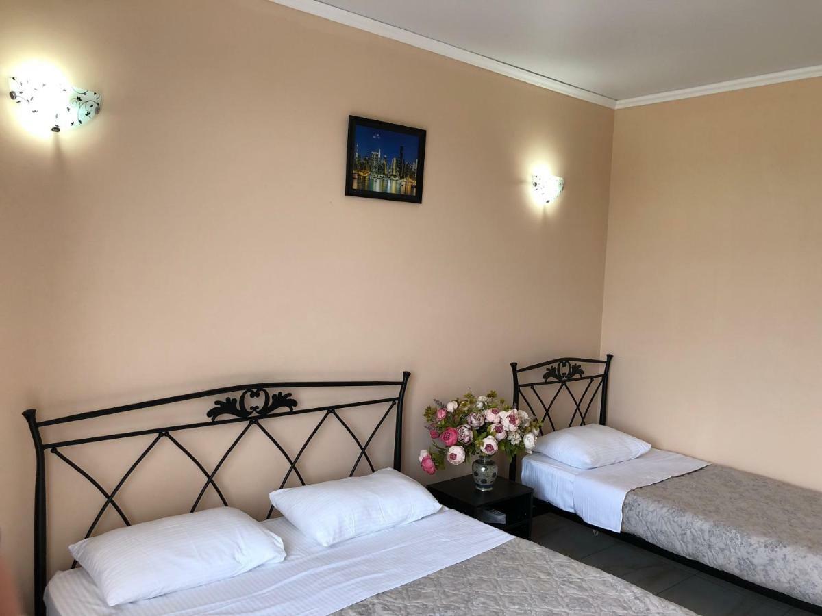 Hotel Askar Alakhadzi Exteriér fotografie
