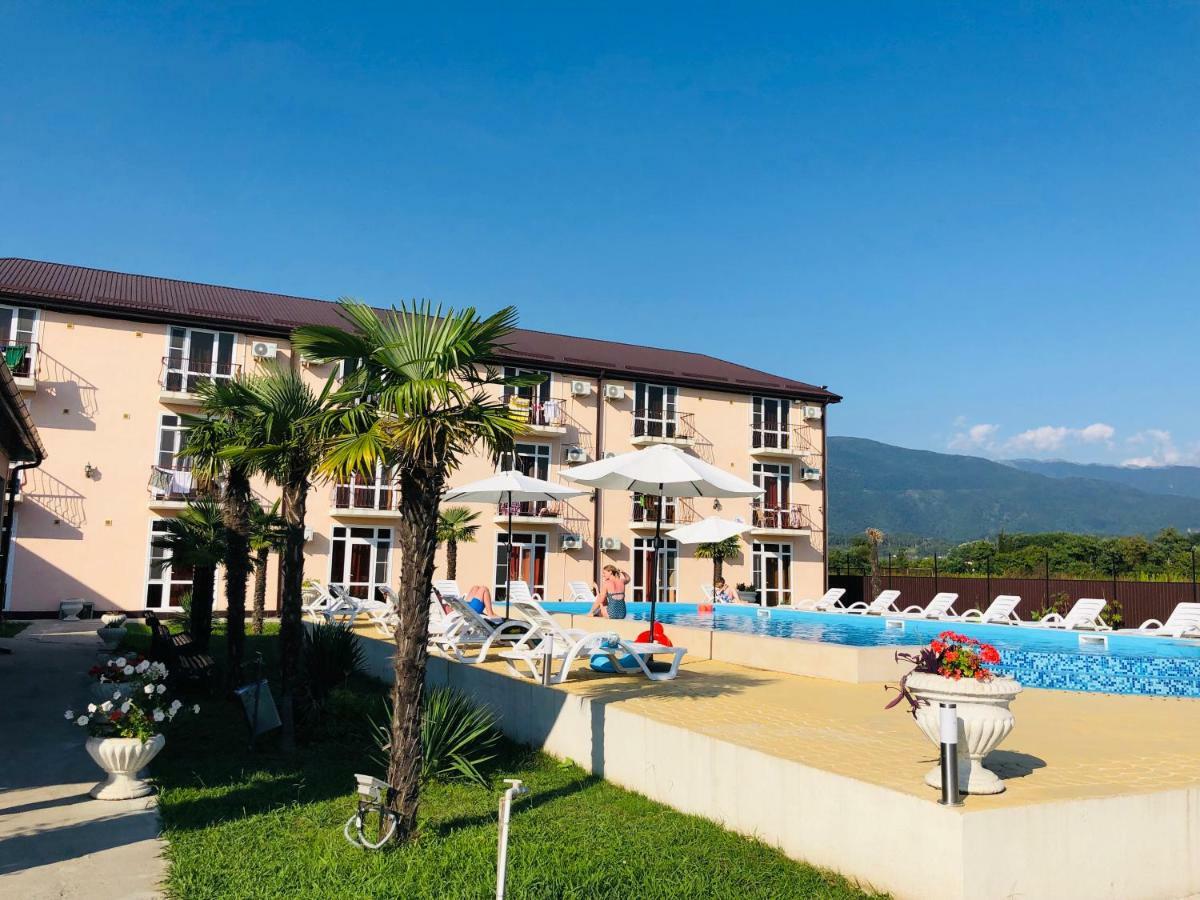 Hotel Askar Alakhadzi Exteriér fotografie