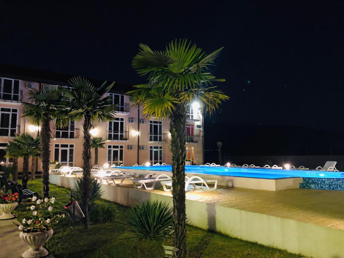 Hotel Askar Alakhadzi Exteriér fotografie